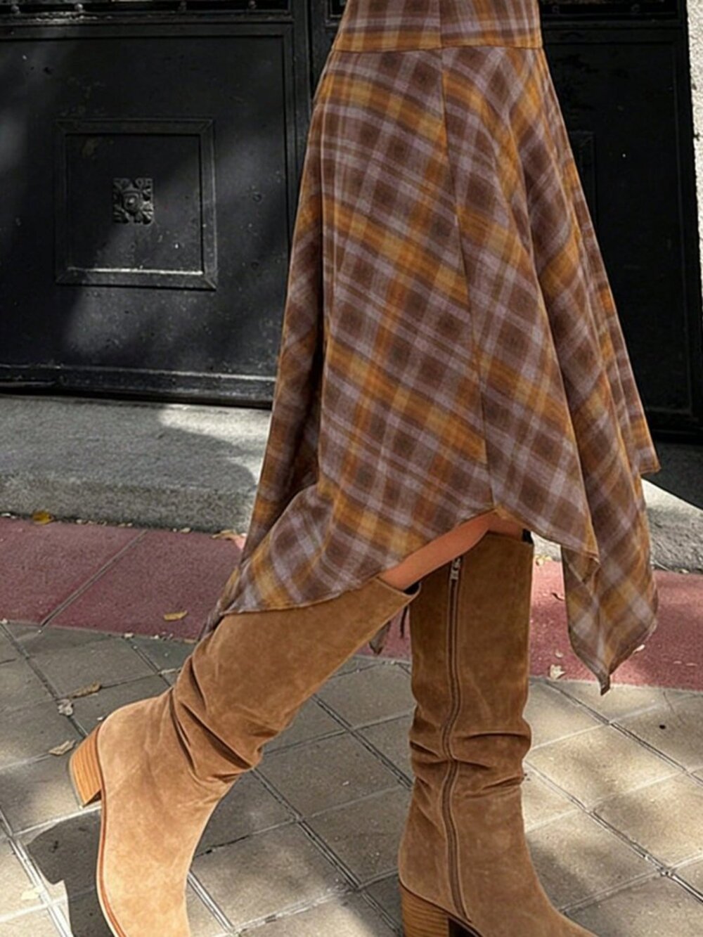 Multicolor Casual Women's Plaid Asymmetrical Midi Skirt - Picture 5 of 6